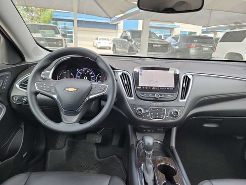 Used 2024 Chevrolet Malibu LT FWD image 14