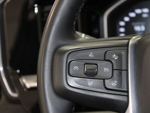 Used 2025 GMC Sierra 1500 SLT AWD/4WD image 17