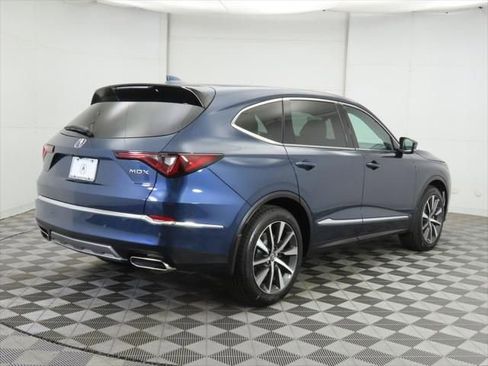 Used 2026 Acura MDX w/ Technology Package FWD image 5