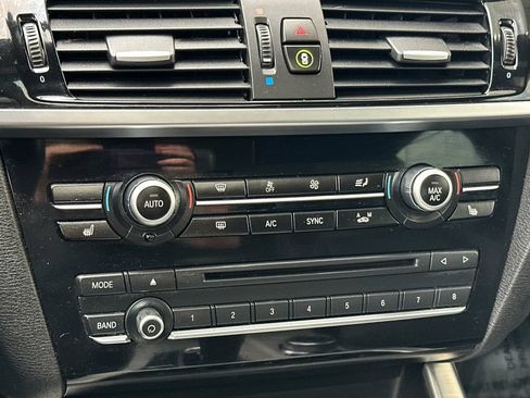 Used 2018 BMW X4 M40i AWD/4WD image 23