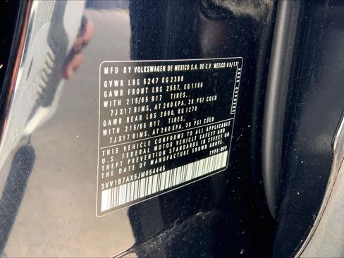 Used 2018 Volkswagen Tiguan S image 31