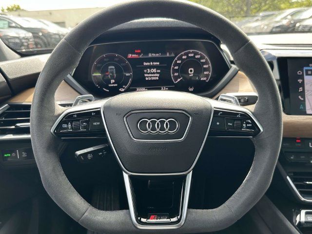 Used 2022 Audi RS e-tron GT AWD/4WD image 23