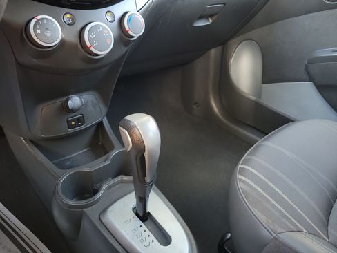 Used 2014 Chevrolet Spark LT FWD image 26