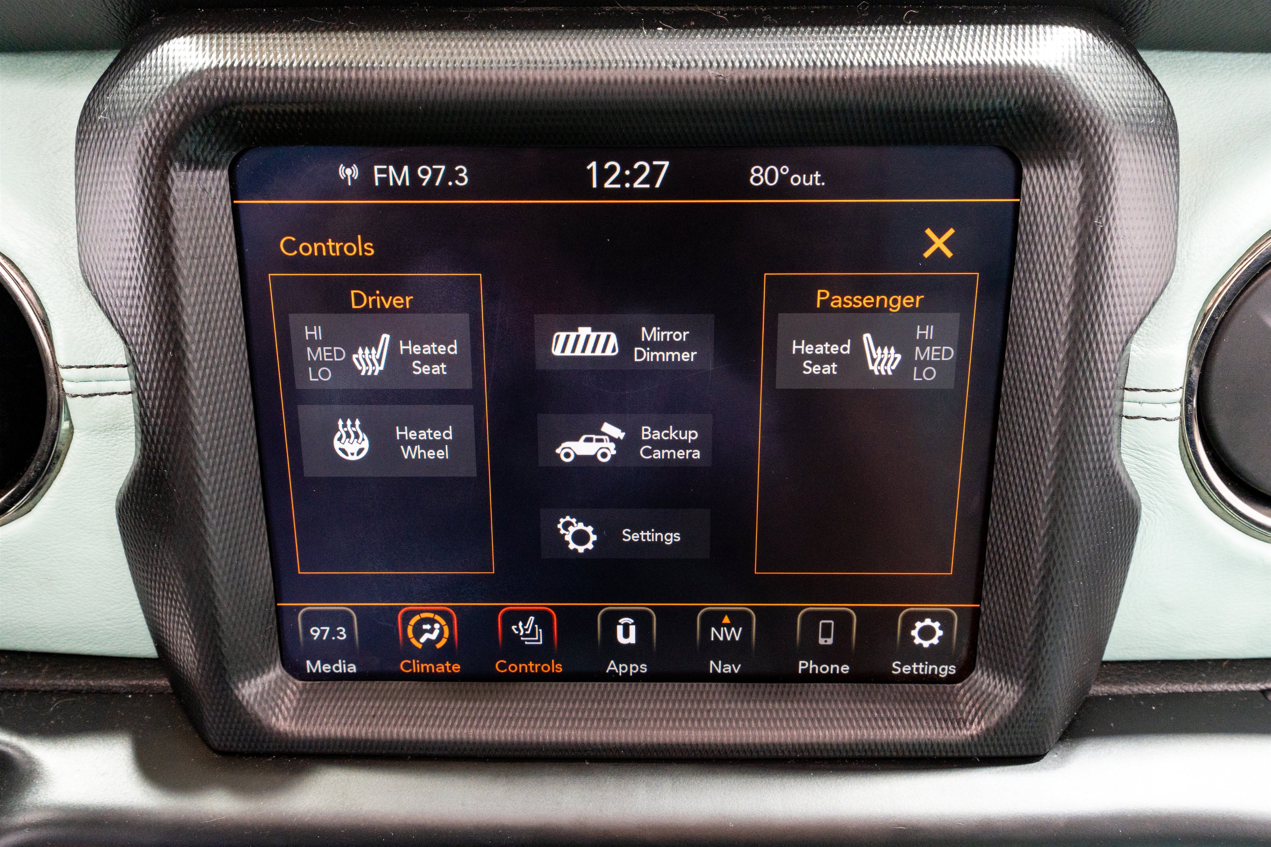 Used 2022 Jeep Wrangler Unlimited Sahara AWD/4WD image 19