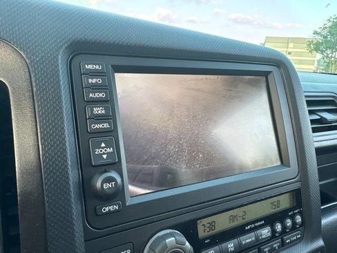 Used 2014 Honda Ridgeline SE image 31