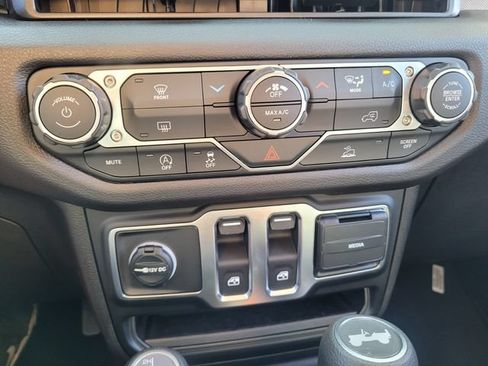New 2026 Jeep Wrangler Sport AWD/4WD image 24