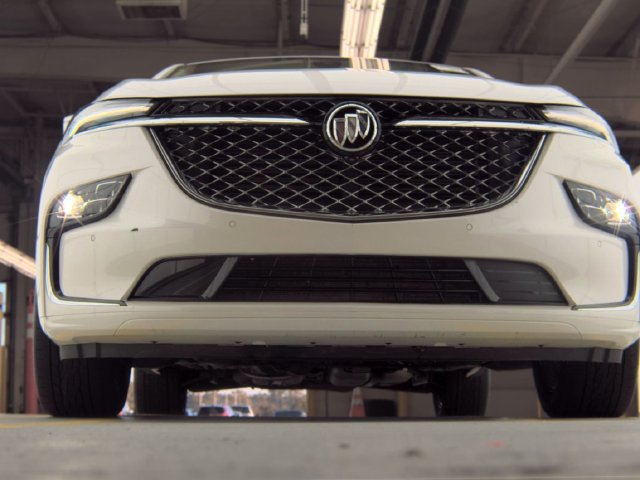 Used 2023 Buick Enclave Avenir w/ Avenir Technology Package AWD/4WD image 3