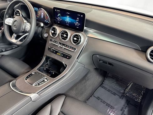 Certified 2022 Mercedes-Benz GLC 300 4MATIC image 28
