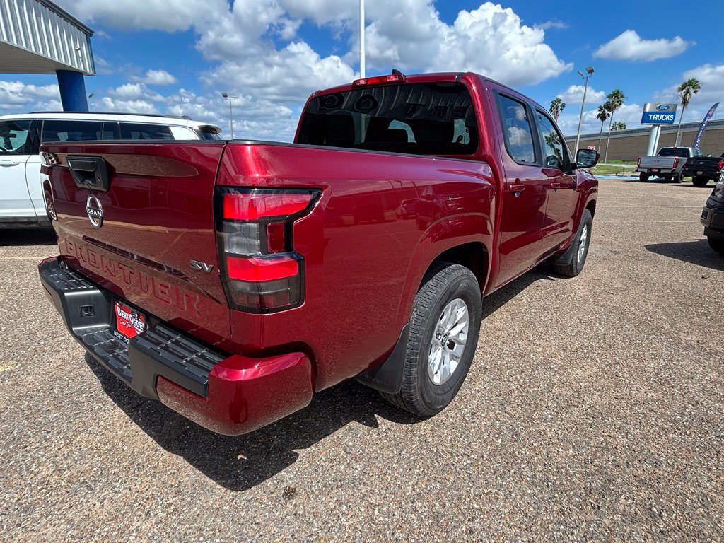 Used 2024 Nissan Frontier SV RWD image 6