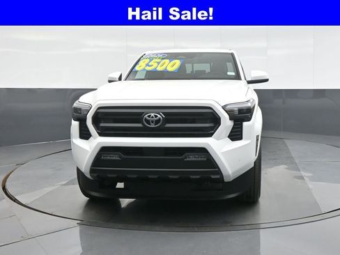 New 2026 Toyota Tacoma SR5 image 2