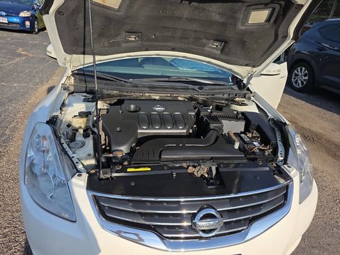 Used 2010 Nissan Altima 2.5 S w/ Convenience Plus Pkg image 25