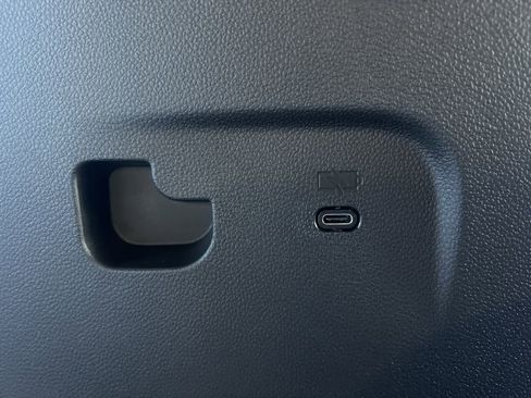 New 2026 Chevrolet Traverse High Country image 28