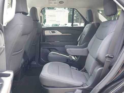 New 2026 Ford Explorer Active AWD/4WD image 11