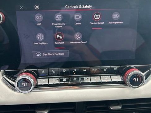 Used 2024 GMC Canyon AT4X AWD/4WD image 17