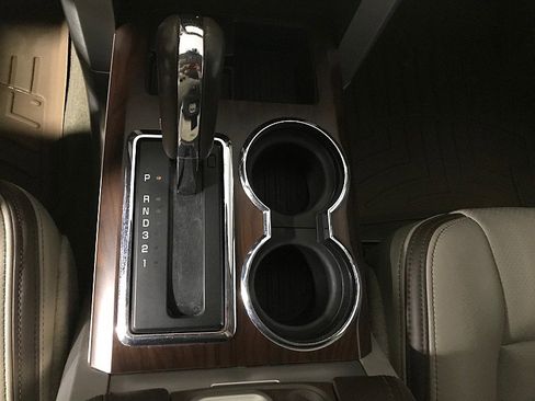 Used 2010 Ford F150 Platinum image 30