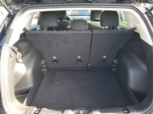 Used 2021 Jeep Compass Sport image 9