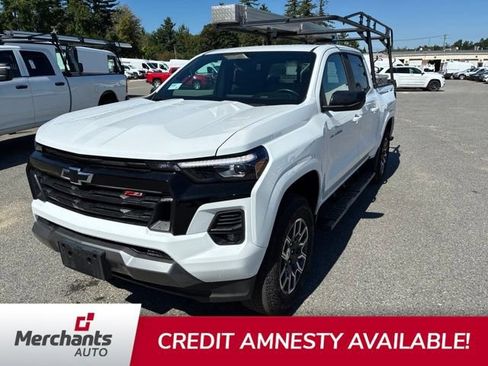 Used 2024 Chevrolet Colorado Z71 w/ Advanced Trailering Package AWD/4WD image 4