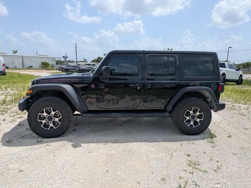 Used 2021 Jeep Wrangler Unlimited Rubicon AWD/4WD image 7