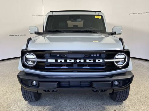 Used 2024 Ford Bronco Outer Banks AWD/4WD image 8