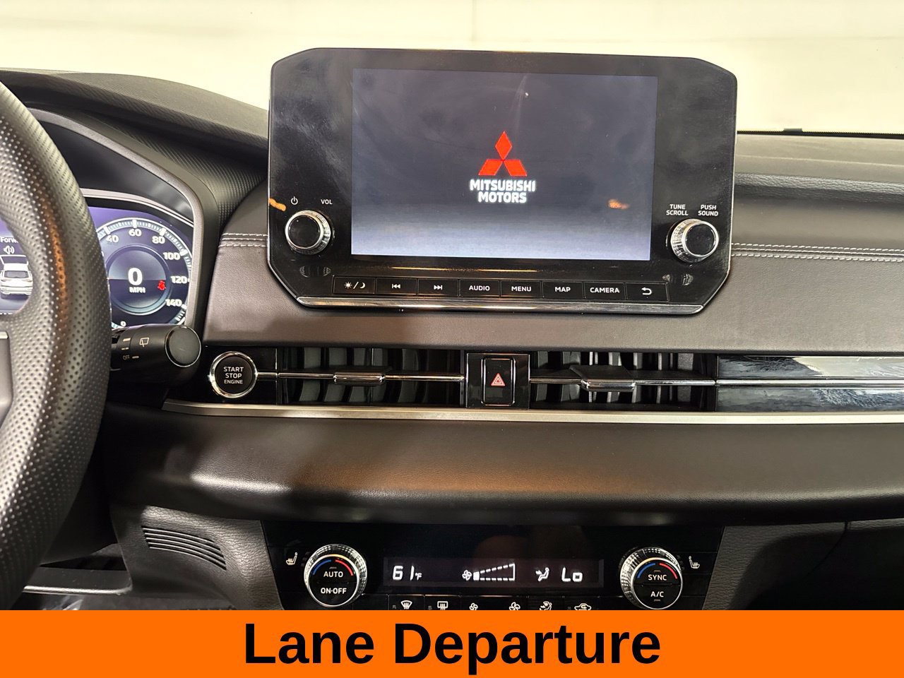 Used 2024 Mitsubishi Outlander SE FWD image 17