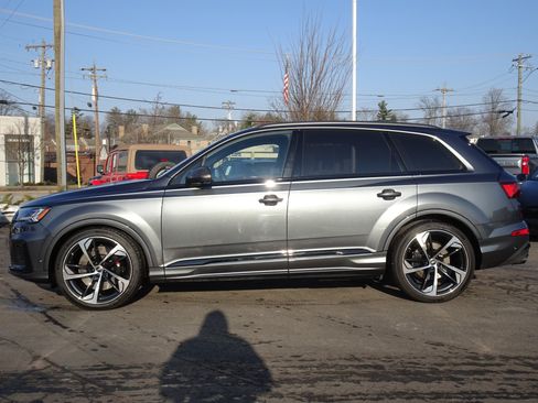 Certified 2023 Audi SQ7 Premium Plus w/ Executive Package image 2