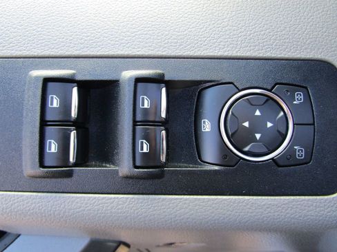 Used 2018 Ford F150 XLT image 24