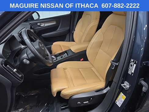Used 2021 Volvo XC40 T5 Inscription w/ Climate Package AWD/4WD image 30