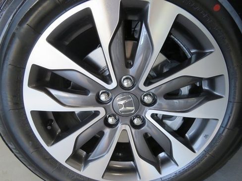 Used 2023 Honda Odyssey EX-L image 27