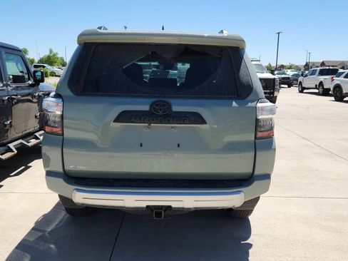 Used 2023 Toyota 4Runner TRD Off-Road Premium w/ Moonroof Package AWD/4WD image 3