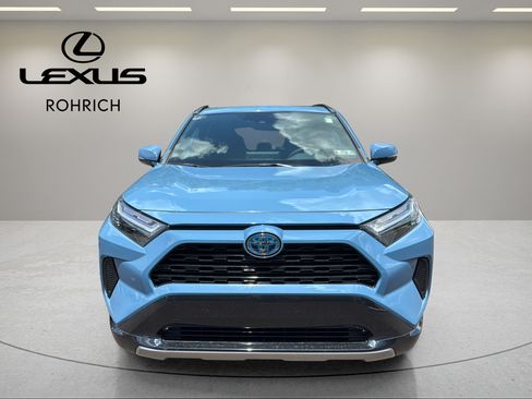 Used 2023 Toyota RAV4 SE w/ Convenience Package AWD/4WD image 2