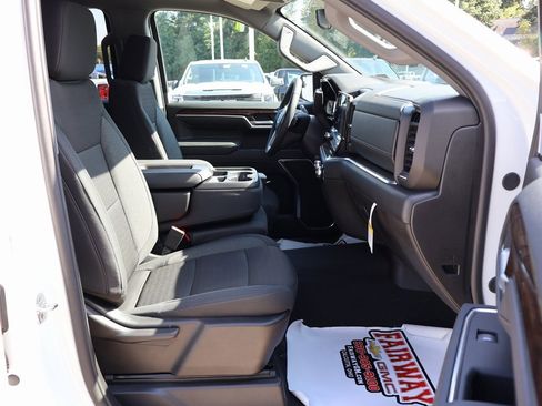 New 2026 GMC Sierra 1500 Elevation image 40