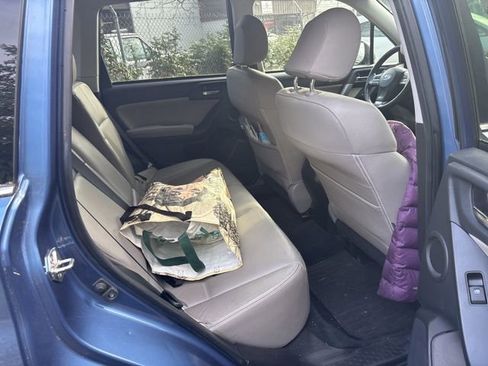 Used 2015 Subaru Forester 2.5i Limited image 14