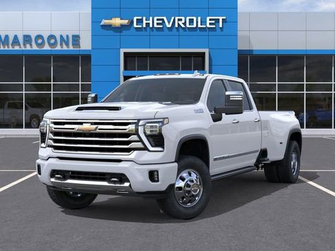 New 2026 Chevrolet Silverado 3500 High Country w/ High Country Premium Package AWD/4WD image 6