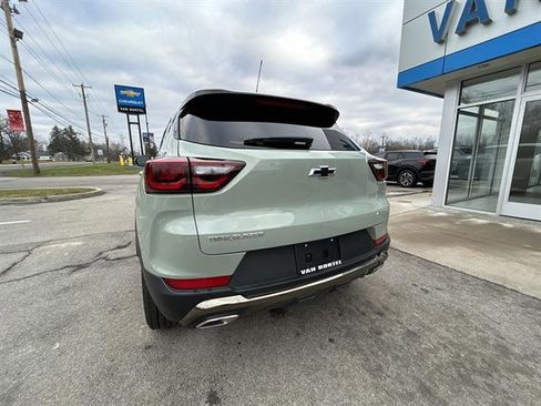 Used 2024 Chevrolet TrailBlazer ACTIV image 36