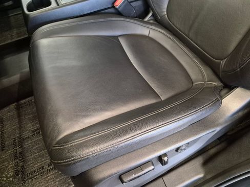 Used 2025 Honda Odyssey EX-L image 16