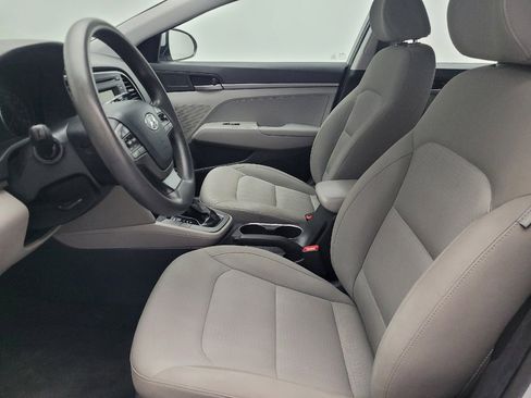 Used 2017 Hyundai Elantra SE image 17