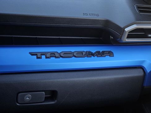 Used 2025 Toyota Tacoma TRD Off-Road w/ TRD Off Road Upgrade Package image 29