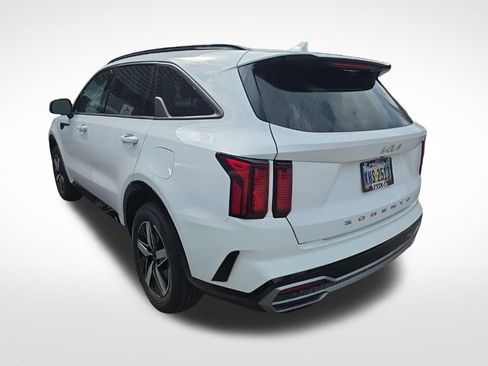 Used 2022 Kia Sorento S image 5