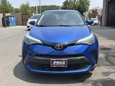 Used 2020 Toyota C-HR LE FWD image 2