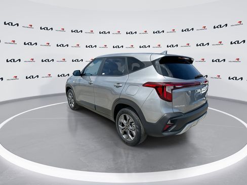 Certified 2024 Kia Seltos LX AWD/4WD image 6