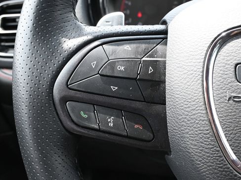 Used 2025 Dodge Durango GT RWD image 12