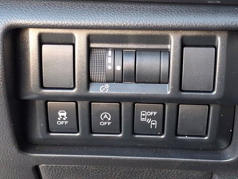 Certified 2022 Subaru Crosstrek 2.5i Sport w/ Moonroof Package image 27