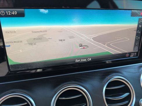 Used 2017 Mercedes-Benz E 300 4MATIC image 13