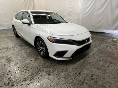 Used 2024 Honda Civic LX image 1