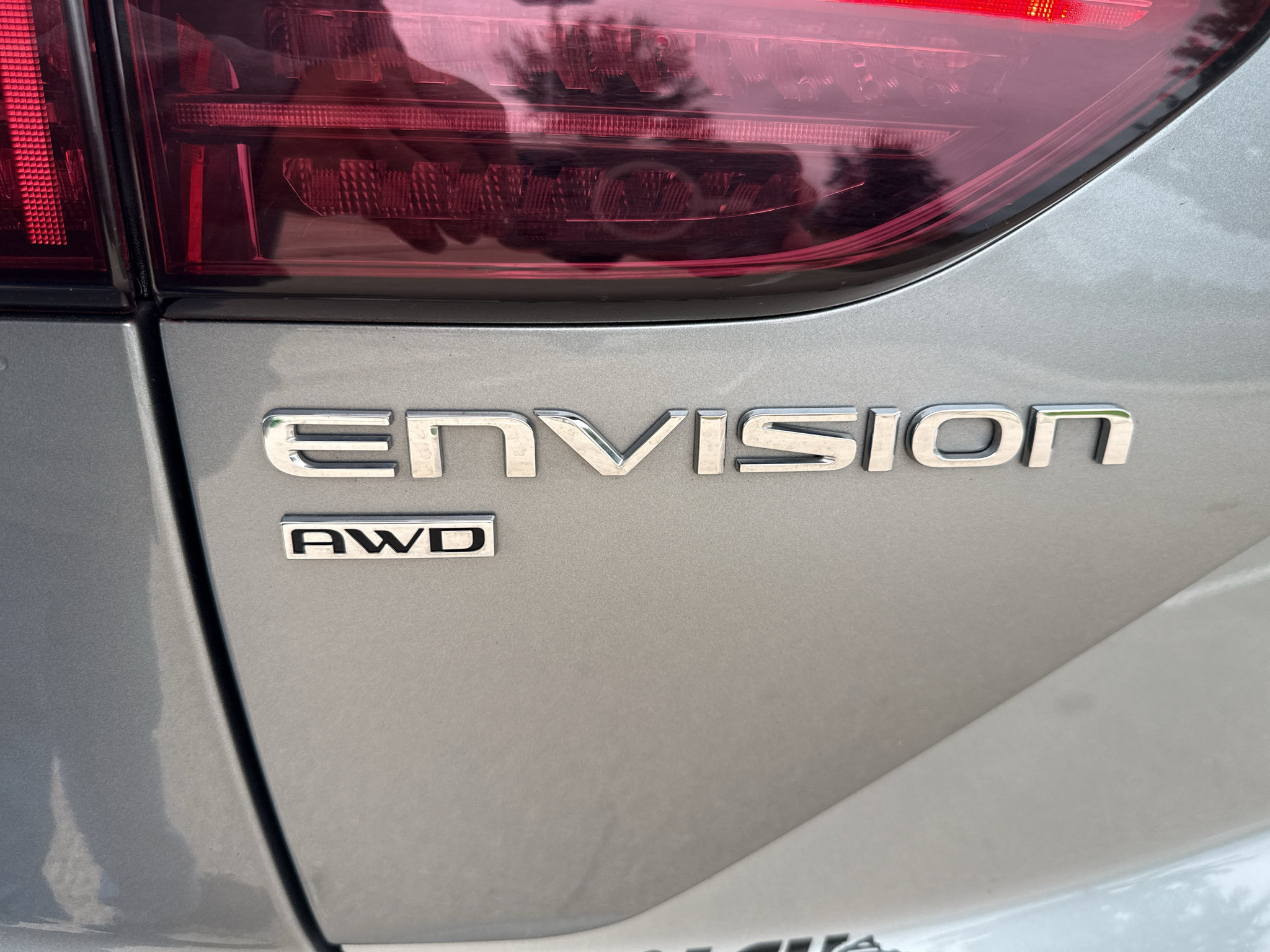 Used 2024 Buick Envision Preferred AWD/4WD image 8