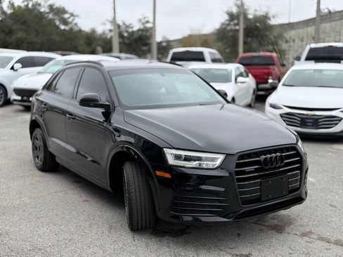 Used 2017 Audi Q3 2.0T Prestige w/ Prestige Package image 9
