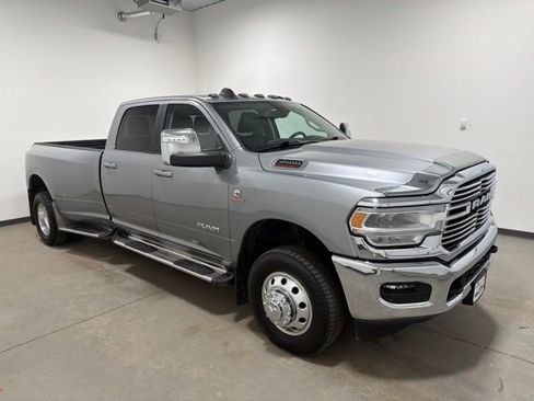 Used 2023 RAM 3500 Laramie AWD/4WD image 3