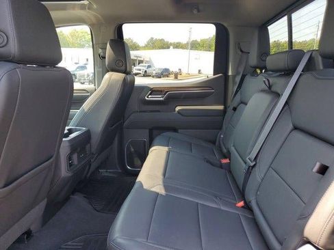 Used 2022 Chevrolet Silverado 1500 RST w/ Convenience Package II image 12