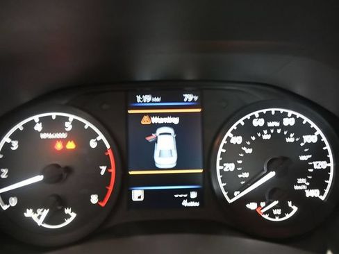 Used 2025 Nissan Altima 2.5 S FWD image 13