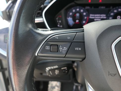 Used 2024 Audi Q3 2.0T Premium image 14